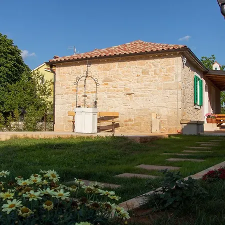 Casa Piccola Vila *